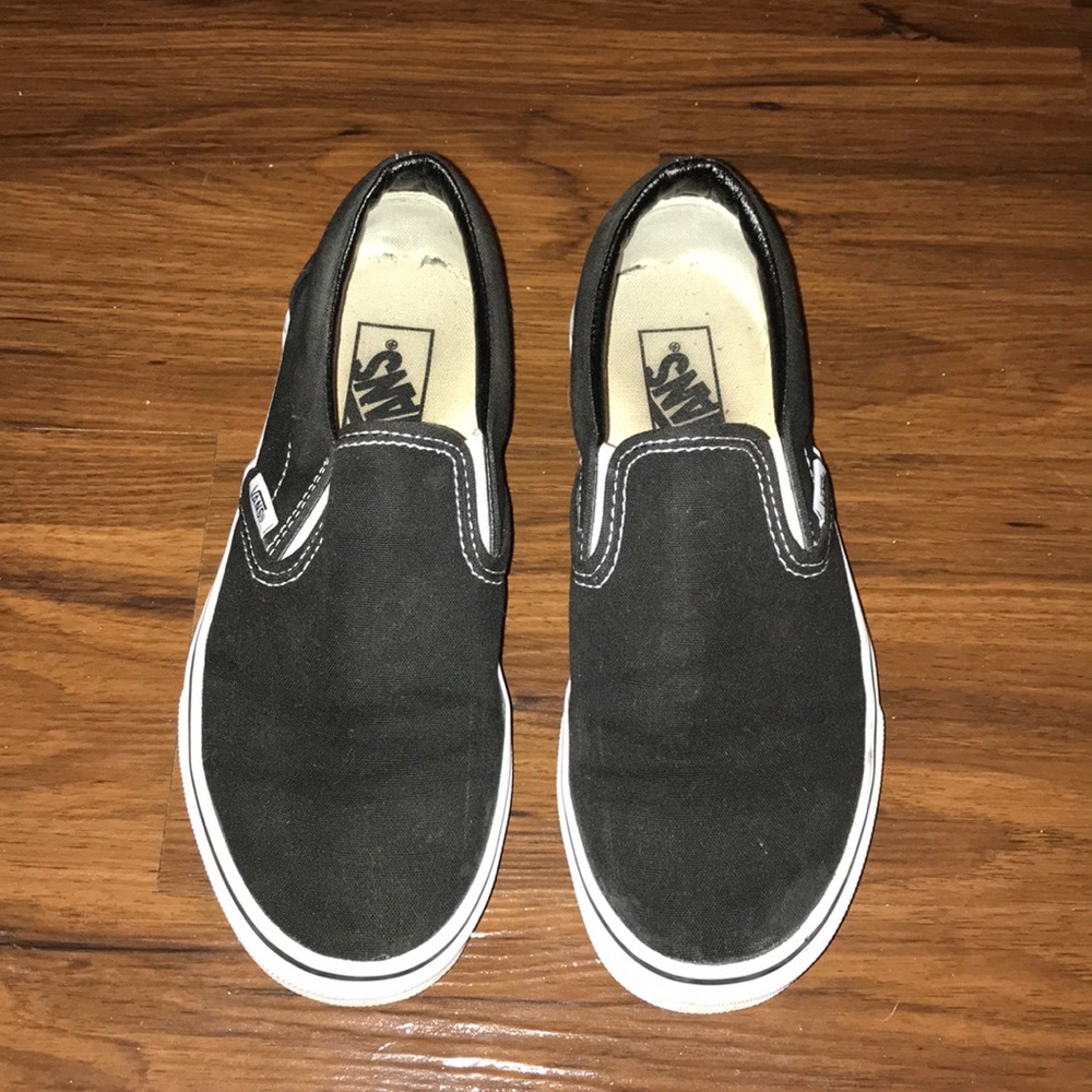 VANS SLIP-ON’s women’s size 7.5